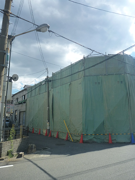 防音シート設置作業